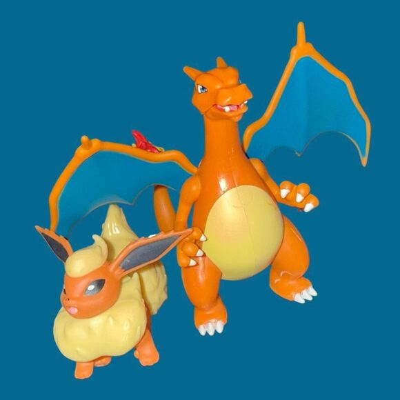 Jazwares PoKéMoN Battle Feature Charizard Evee Flaron Deluxe Figures 4.5’ A31 - Picture 11 of 11
